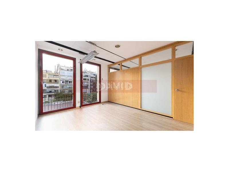 Foto a30ae502-5a69-4fe6-b69e-a372d7a1d164. Location bureau dans Dreta de l´Eixample Barcelona