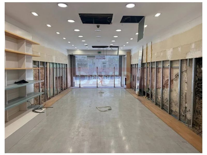 Foto fcc1e5f9-30bf-4dee-b916-f48ebcf05718. Lloguer local comercial a Centre Granollers