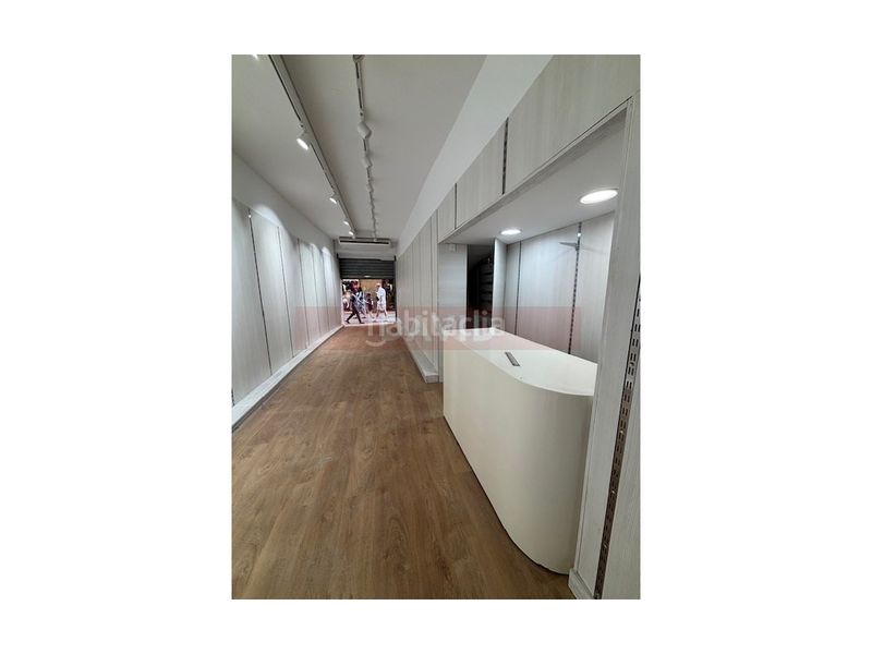 Foto 1aa4b242-f064-4722-aa7a-0ea9d8bfdfa1. Local comercial a Gòtic Barcelona
