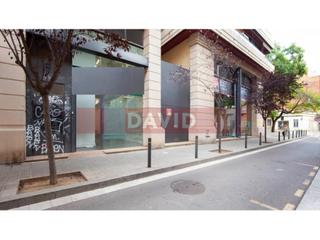 Location Local commercial  N/a. Local dúplex en alquiler en el barrio de les corts