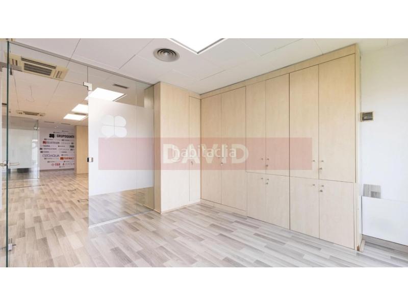 Foto ecc250d2-2958-4001-871a-38acd777482d. Lloguer oficina a Dreta de l´Eixample Barcelona