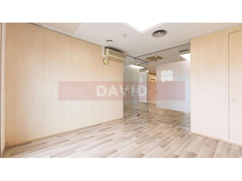 Foto cafd3942-a157-45d7-92a8-f220a2151857. Location bureau dans Dreta de l´Eixample Barcelona