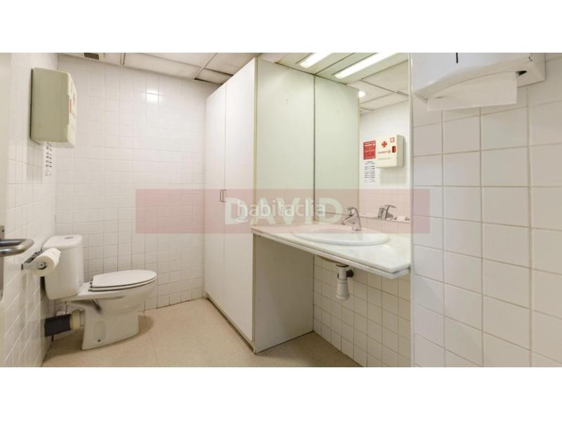 Foto d8daef55-905c-41bd-b501-ce75e09ec8ae. Location bureau dans Dreta de l´Eixample Barcelona