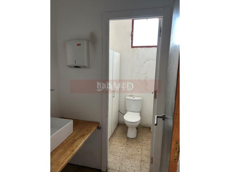 Foto da6bf68f-a770-4785-87d5-3e636a826161. Lloguer nau industrial a Centre Hospitalet de Llobregat (L´)