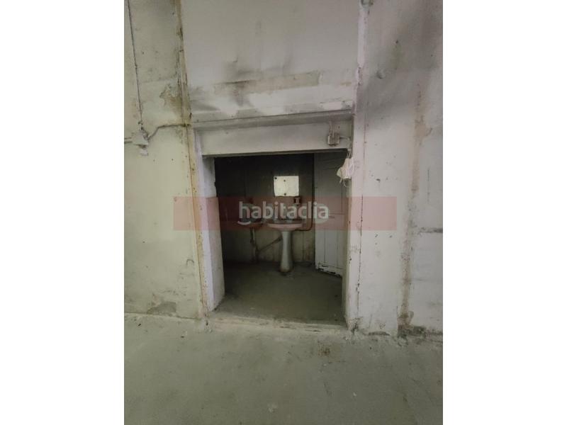 Foto 0c275587-587d-4431-89e0-88bfcf597772. Local comercial local en venta en el centro Raval en Barcelona
