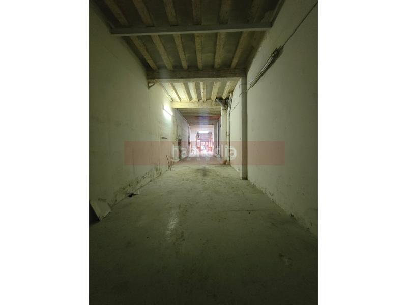 Foto 0fb3860d-d834-44fd-9a7e-f503ed79ae6d. Local comercial local en venta en el centro Raval en Barcelona