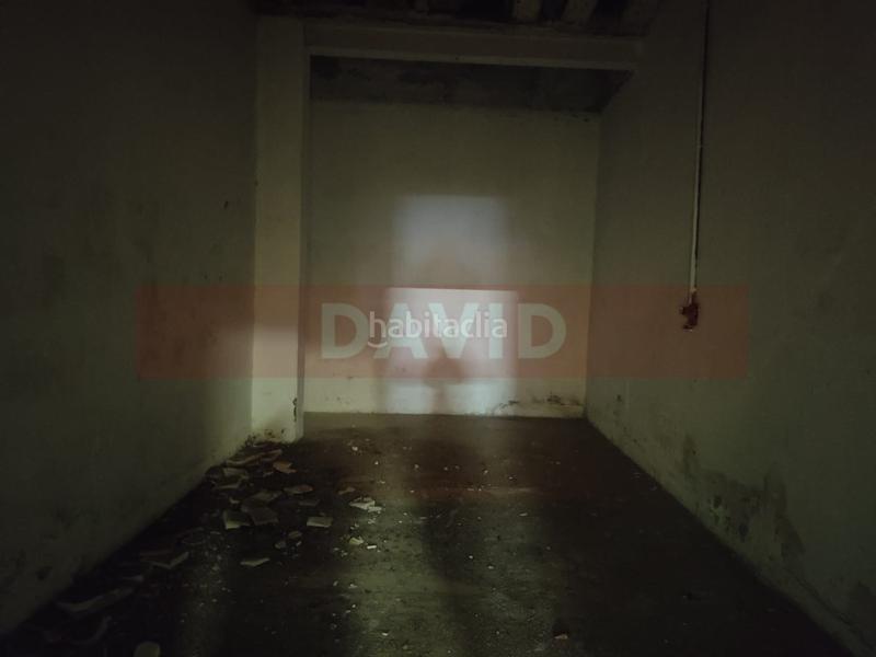 Foto a7e85068-ec50-493b-9c23-769a87fe11b3. Local comercial local en venta en el centro Raval en Barcelona