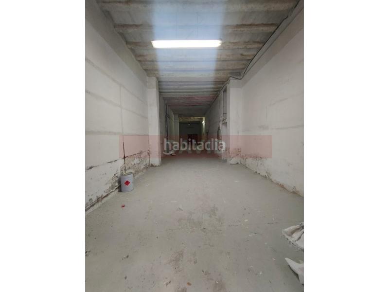 Foto e5328add-1e54-4369-b39e-5c92c34e0643. Local comercial local en venta en el centro Raval en Barcelona