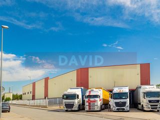 Miete Fabrikhalle  Calle diesel. Nave logística en parets del vallès
