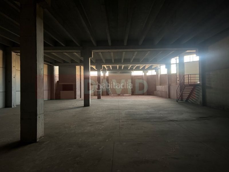 Foto c9bfebbc-1bb7-43a2-b900-8328d320909a. Nau industrial a Gràcia Sabadell