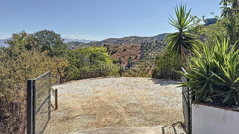 Foto 08018fc4-5a1e-4321-8885-cd6be67e7985. Masia amb aparcament piscina a Almáchar