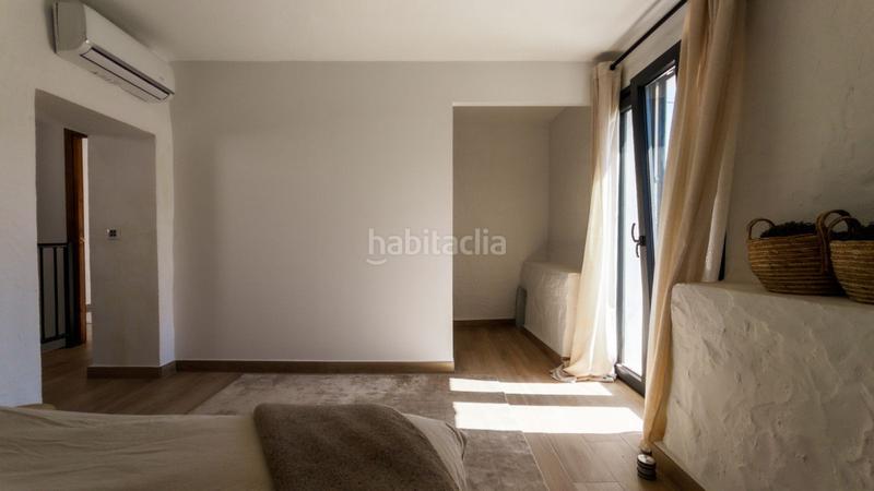 Foto 099d52d2-5aa9-4f70-9579-1eca8b77e059. Casa adossada a Guaro