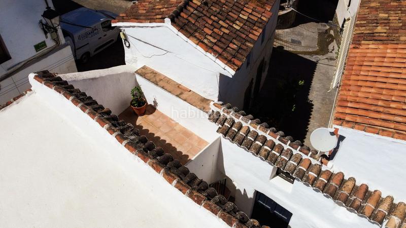 Foto 1dedacf5-7d52-42cd-9123-f5d2d5d0d754. Casa adossada a Guaro