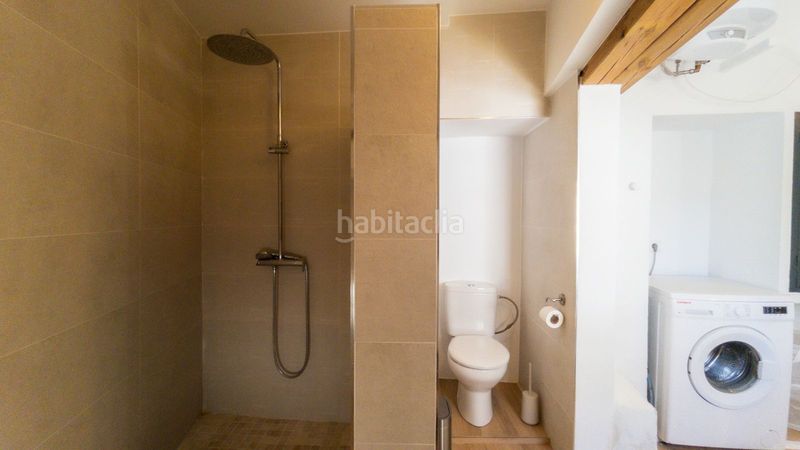 Foto 1f00f5bb-933a-46e8-bfac-d0b289048862. Casa adossada a Guaro