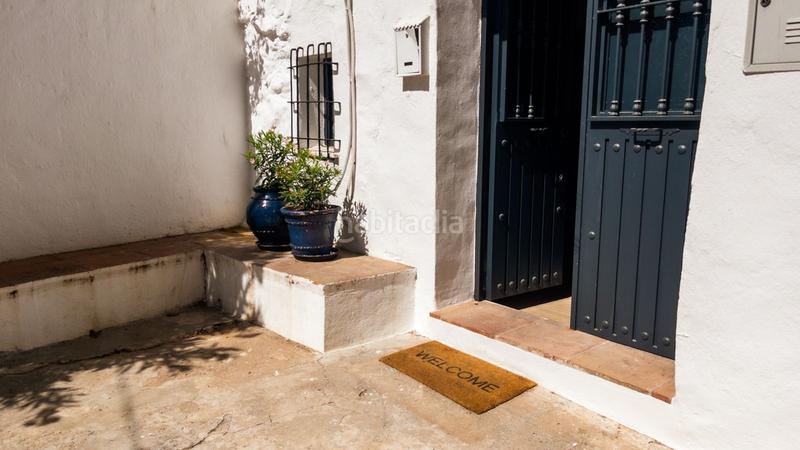 Foto 28ceb3e8-2ba0-4afb-b9ae-5be6f6a7b3df. Casa adossada a Guaro