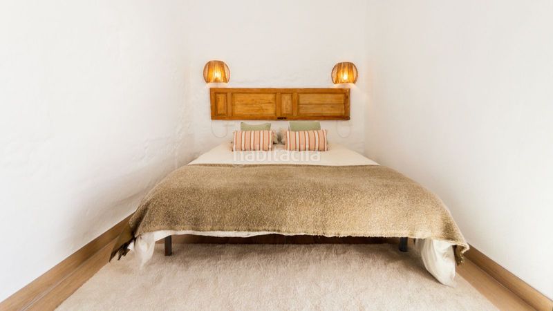 Foto 2c8518f2-53e1-4fb3-9c1c-baa05ecc2507. Casa adossada a Guaro