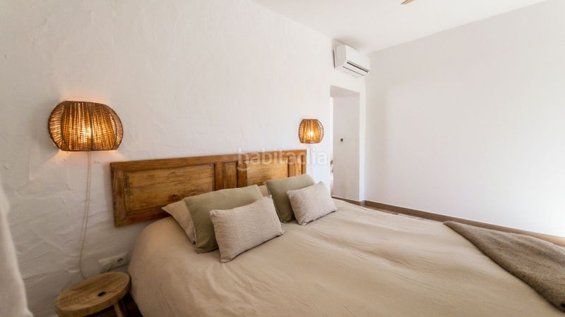 Foto 4e0ce214-cce2-4803-86ad-29c6e4e71c7a. Casa adossada a Guaro