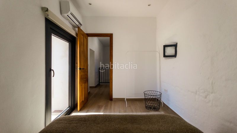 Foto 6201d69b-3113-43d4-91dc-f05a383d89f0. Casa adossada a Guaro