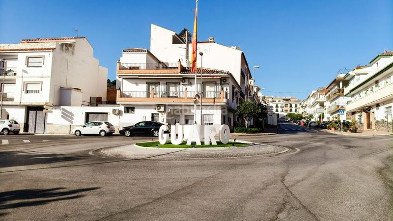 Foto 8a6de586-53f3-4da1-aec8-027e613492c2. Casa adossada a Guaro