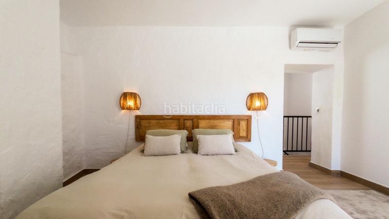 Foto a4ceebbf-b64c-420e-b00a-2a0b6797f5a8. Casa adossada a Guaro