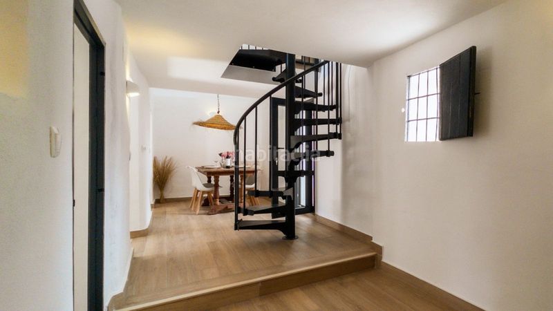 Foto da0da969-93fd-4e81-b401-1beea713e0d1. Casa adossada a Guaro