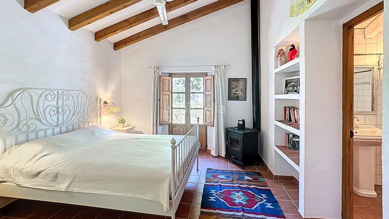 Foto 54a81ff1-92ab-4d4b-8f20-f7e48211c8d7. Casale con parcheggio piscina in Riogordo