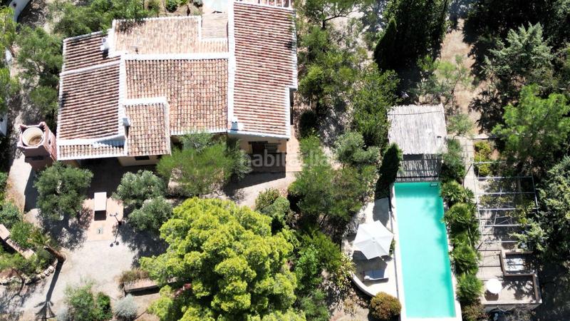 Foto 859bf70f-9c69-40c1-8e29-f4f282386268. Masia amb aparcament piscina a Riogordo