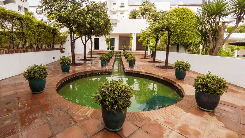 Foto 35d8631d-3356-4a33-9eaa-9f5ae77b6d78. Duplex con parcheggio piscina in Bel - Air Estepona