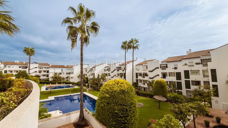 Foto 9fcc8785-8d7b-4498-9b70-430702daec81. Duplex con parcheggio piscina in Bel - Air Estepona