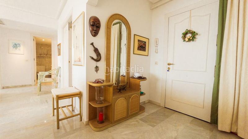 Foto a5d6da8e-c040-4fe1-b5ca-b9587bbf0bf0. Duplex con parcheggio piscina in Bel - Air Estepona