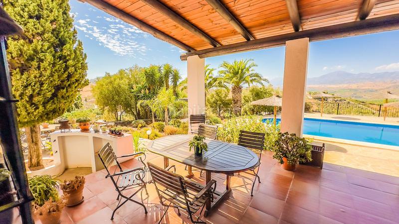 Foto 2fb03a35-5a40-4af2-894f-98018f10c869. Country house with parking pool in Álora