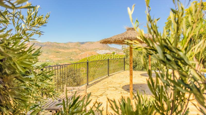 Foto 3cade537-c8fb-4713-98ba-b2bbe01a3a55. Masía en Álora