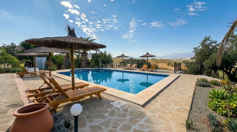 Foto 9a7330aa-c3af-4f93-91f4-7572a6493414. Masia amb aparcament piscina a Álora