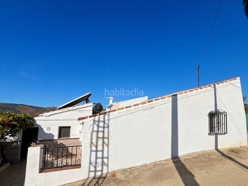 Foto 09306724-2344-414f-9742-3a1bbb39e7a0. Reihenhaus mit parking in Cútar