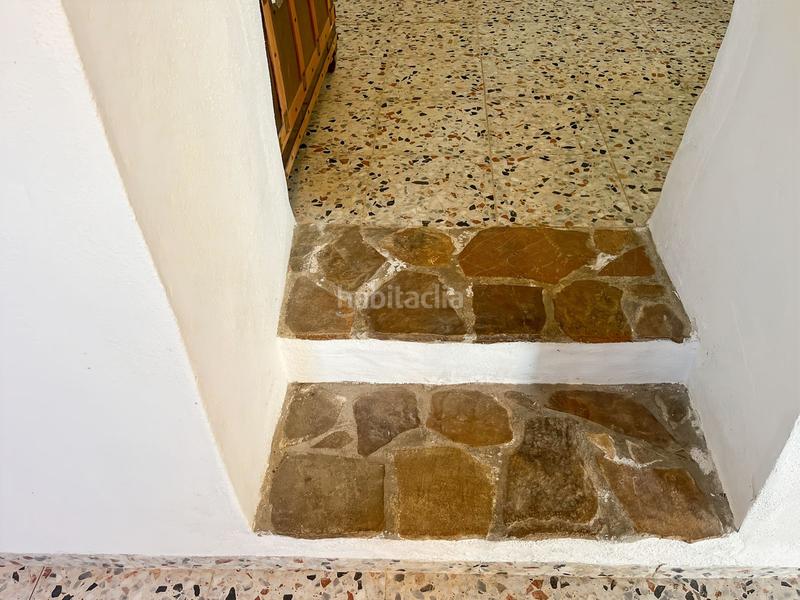 Foto 9bf4a832-8647-47f0-80ad-564c757b3efc. Reihenhaus mit parking in Cútar