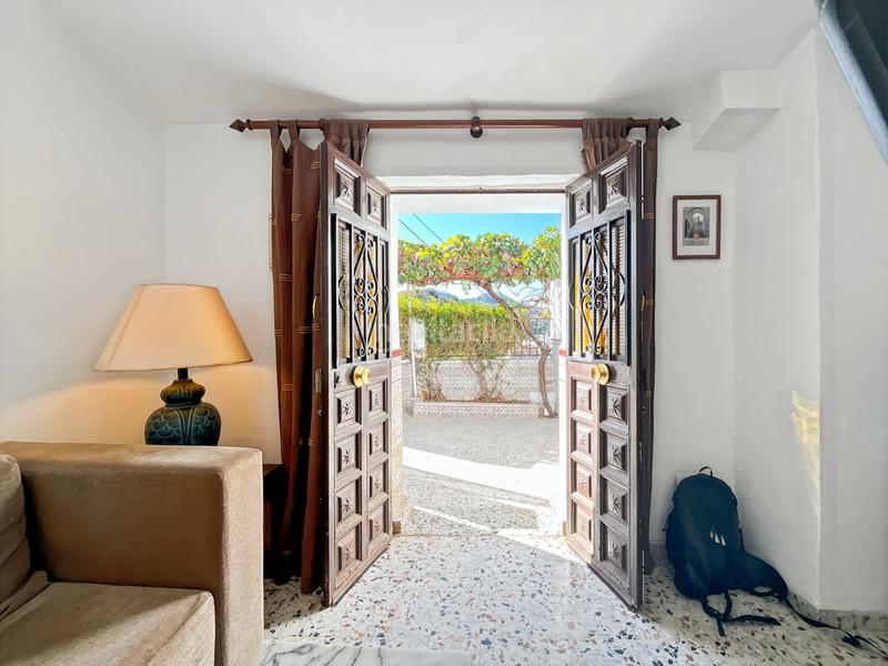 Foto ac3dfe38-ecf6-4de2-8b7b-2085e04810c9. Reihenhaus mit parking in Cútar