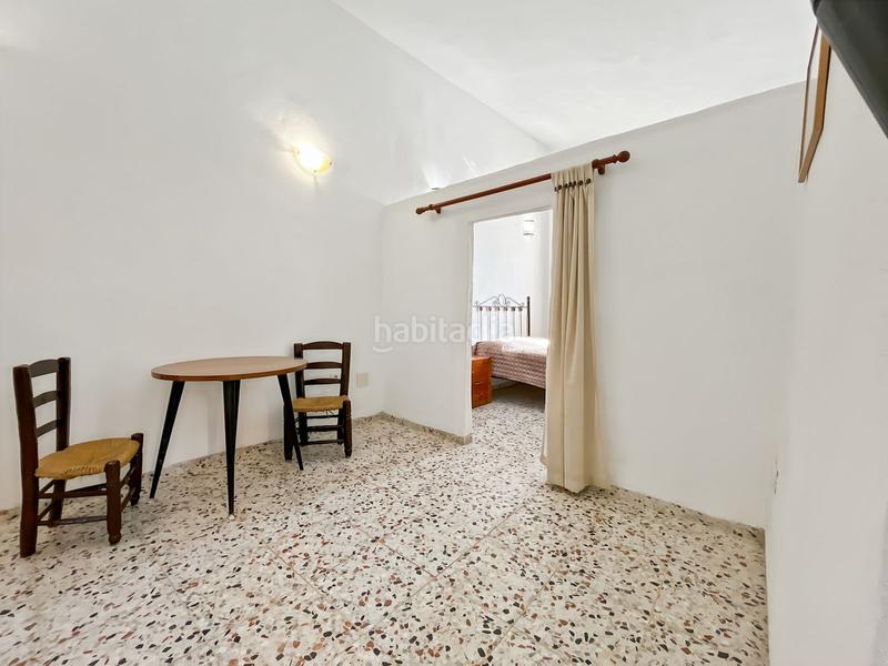 Foto bd30deb1-e74c-4089-af5c-6d7c039252d8. Reihenhaus mit parking in Cútar