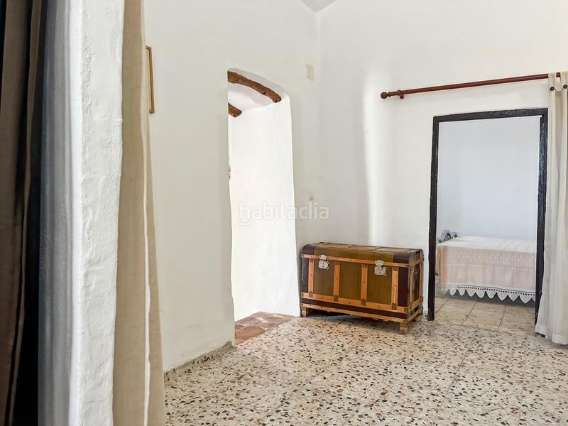 Foto c36fe9d7-d380-4d33-ade6-8cfd6d0efe93. Reihenhaus mit parking in Cútar