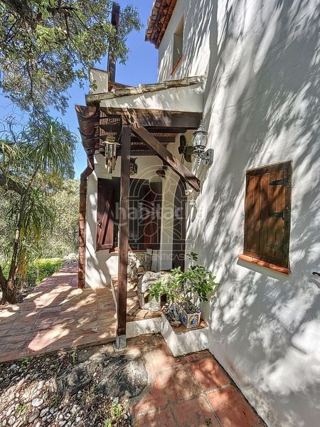 Foto 9bb340ba-5a83-4282-bd11-b1898e1e1b05. Masia a Comares