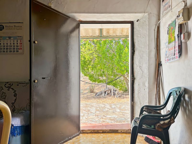 Foto d83d9e97-dbd6-4447-92b6-e2474fec566e. Masia amb aparcament a Olías Málaga