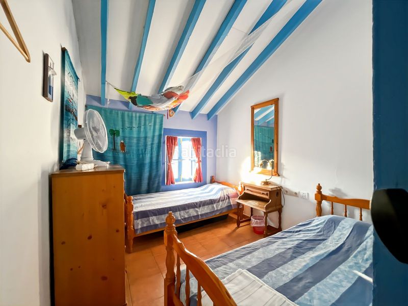 Foto 9915a685-f9b7-4366-a1f6-a7f556381fce. Casa adossada amb aparcament a Comares