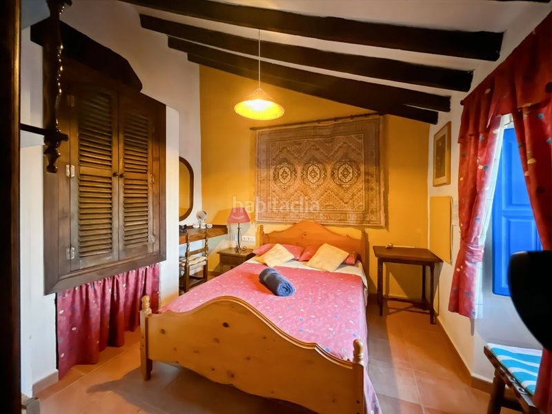 Foto c9659fb0-1da7-46ec-86f6-5670ff16b77f. Casa adossada amb aparcament a Comares