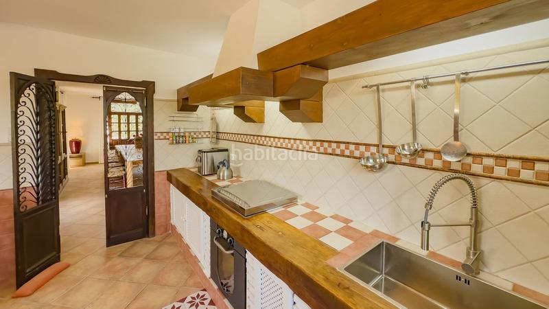 Foto d7d20940-7cb7-4584-a20f-b45330f91ab7. Casale con parcheggio piscina in Olías Málaga