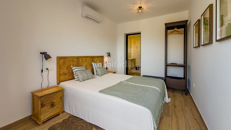 Foto 4074bf15-f92a-4a55-b5a8-85c2de94fdef. Masia amb aparcament piscina a Olías Málaga