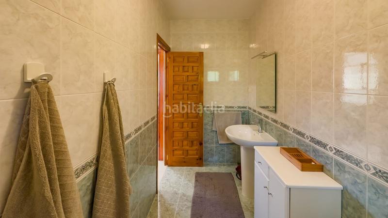 Foto 77872fe1-0a89-4b80-a824-ef78b1836e6c. Chalet en Almogía