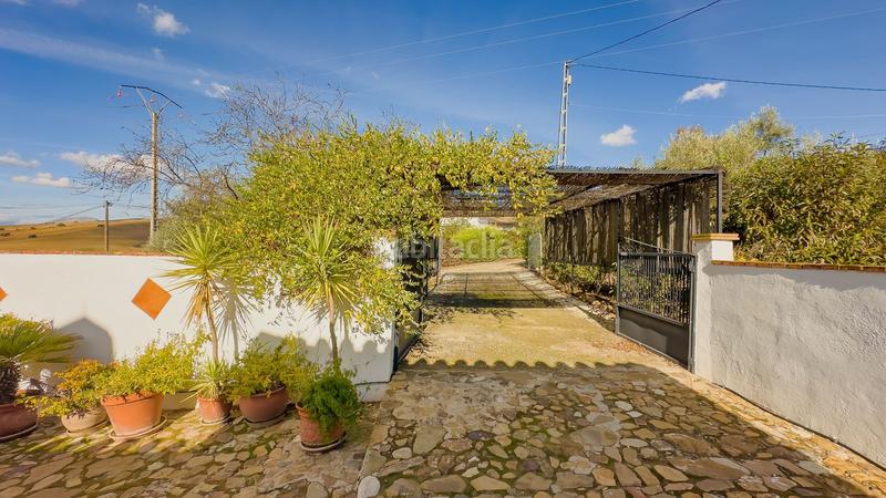 Foto f282ddba-d48e-4423-976f-4cf0a3ec207c. Chalet en Almogía