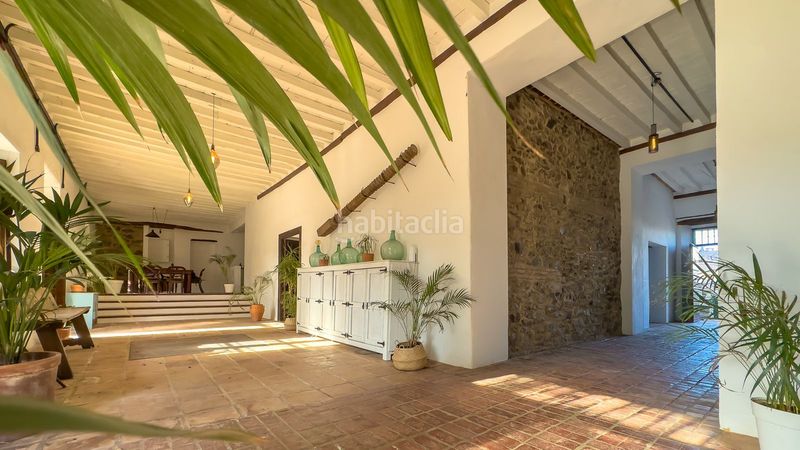 Foto 5a26637f-fab2-4715-aa17-457a98f65d3e. Masia amb aparcament piscina a Olías Málaga