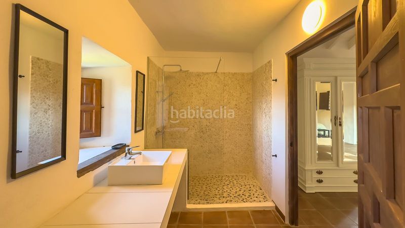 Foto cd4d3282-3c4f-408e-85a7-b77d1ecdd0a6. Masia amb aparcament piscina a Olías Málaga