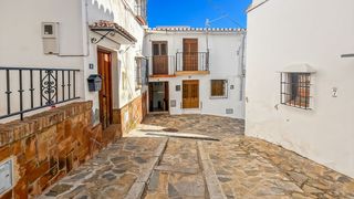 Semi detached house in Comares