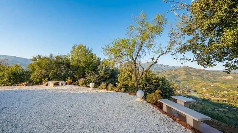 Foto c909d549-6d19-428f-bda0-ea91ec952387. Chalet en Guaro